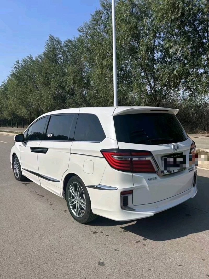 枣庄21年本田艾力绅8