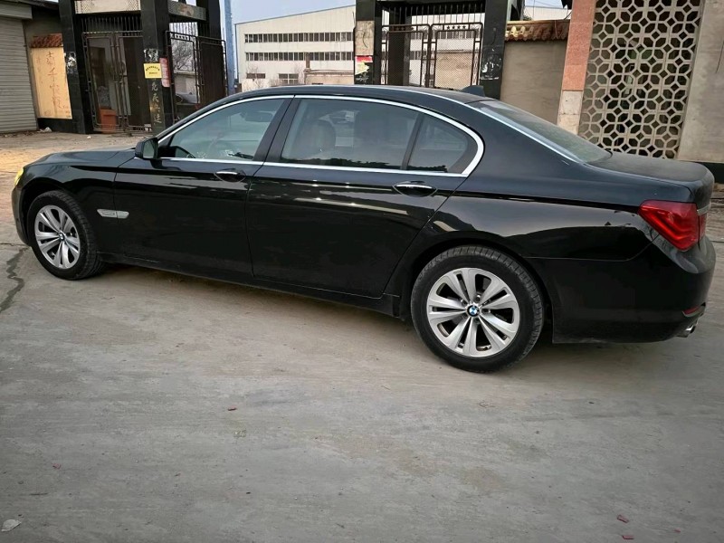 保定10年宝马7系4