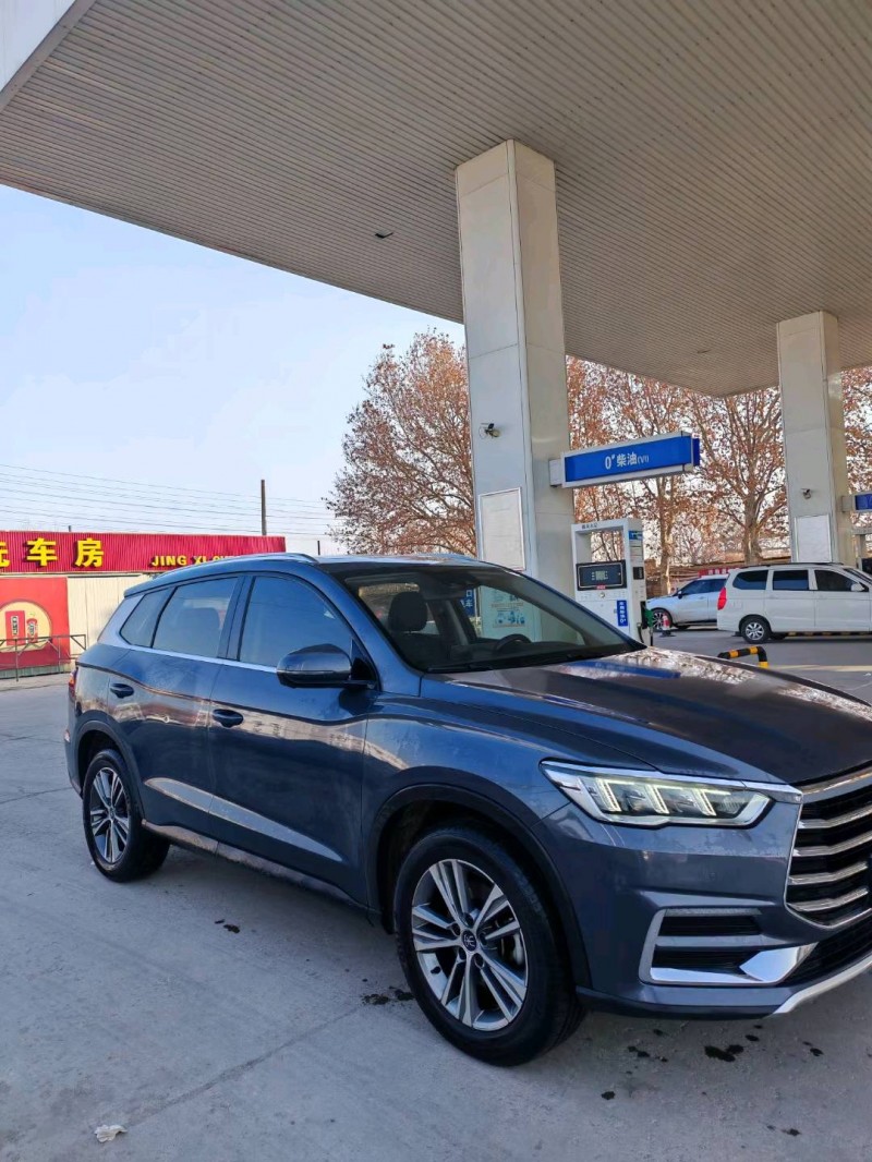 保定20年比亚迪宋2