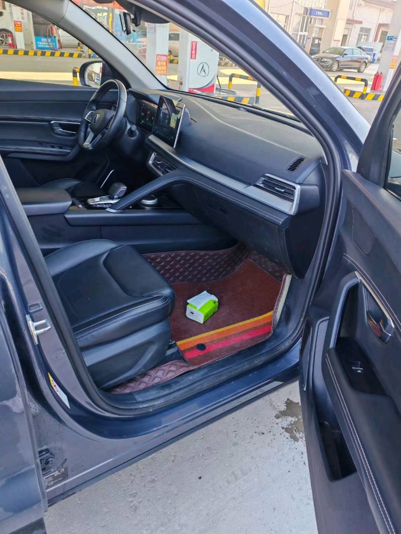 保定20年比亚迪宋5