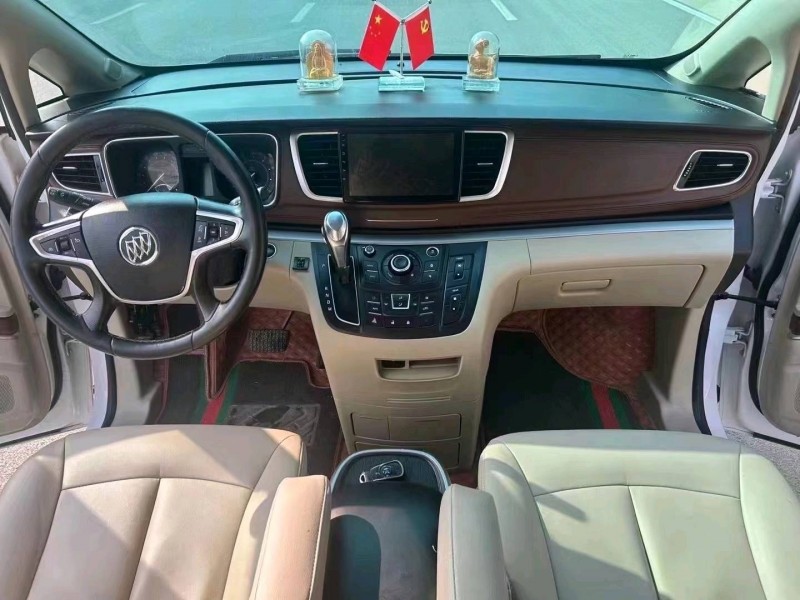 枣庄18年别克GL86