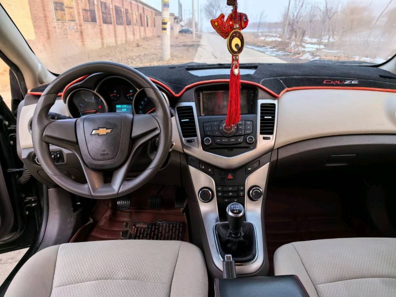 保定16年雪佛兰科鲁兹6