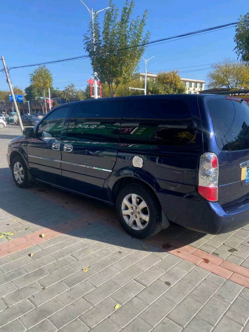 保定10年别克GL84