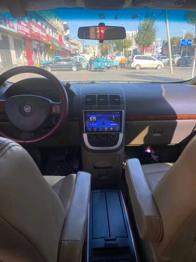 保定10年别克GL87