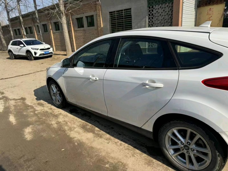 保定17年福特福克斯4