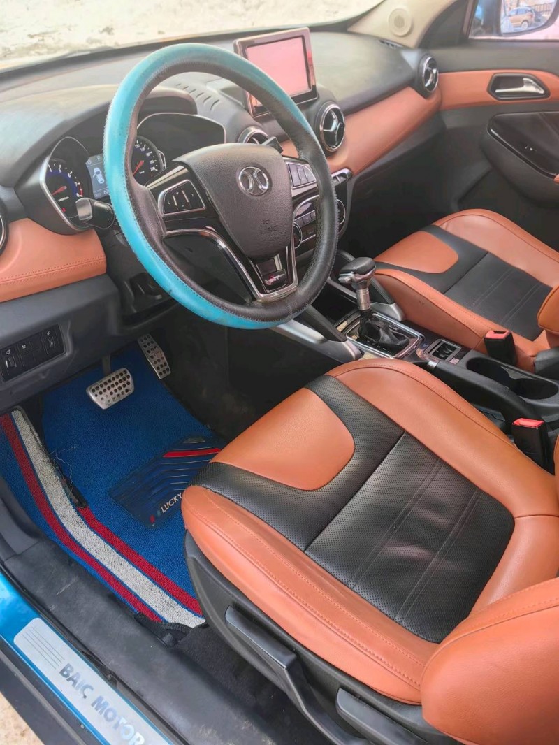 保定16年北汽绅宝X357