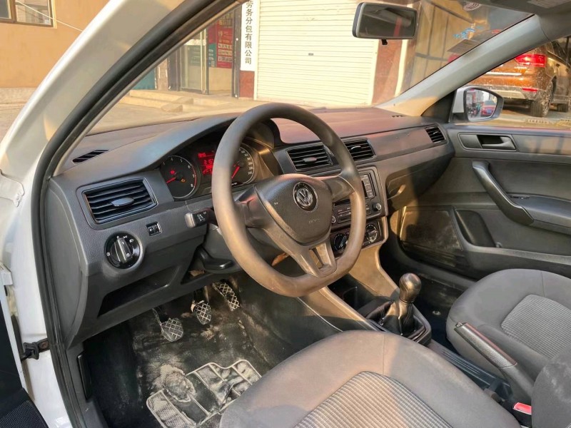 保定17年大众捷达8