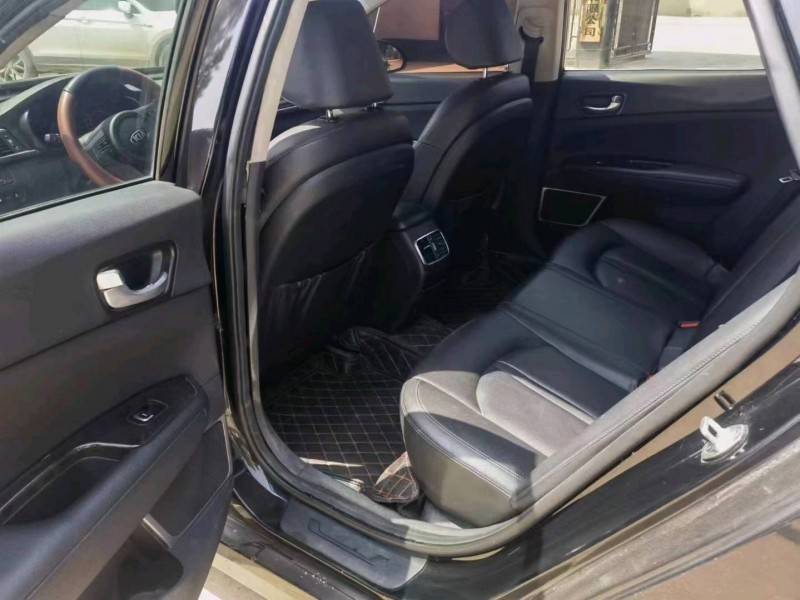 保定17年起亚K55