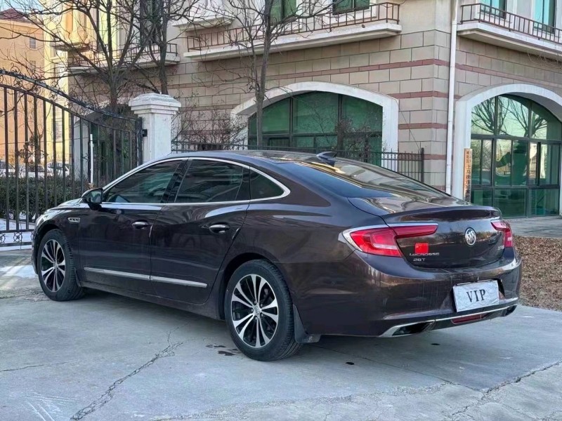 淄博17年别克君越2