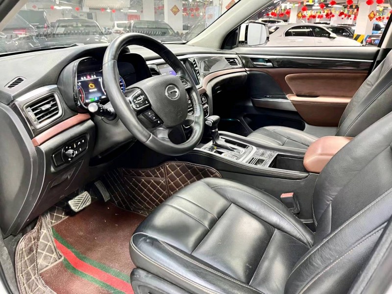 成都19年传祺GS84