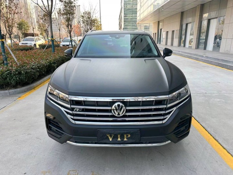 济宁19年大众途锐1