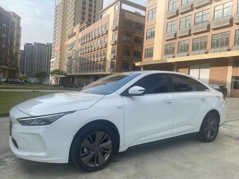 佛山23年吉利几何5