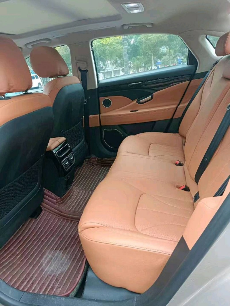 湖州17年吉利博瑞8