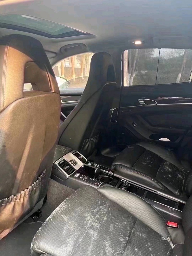 湖州16年保時捷帕拉梅拉6