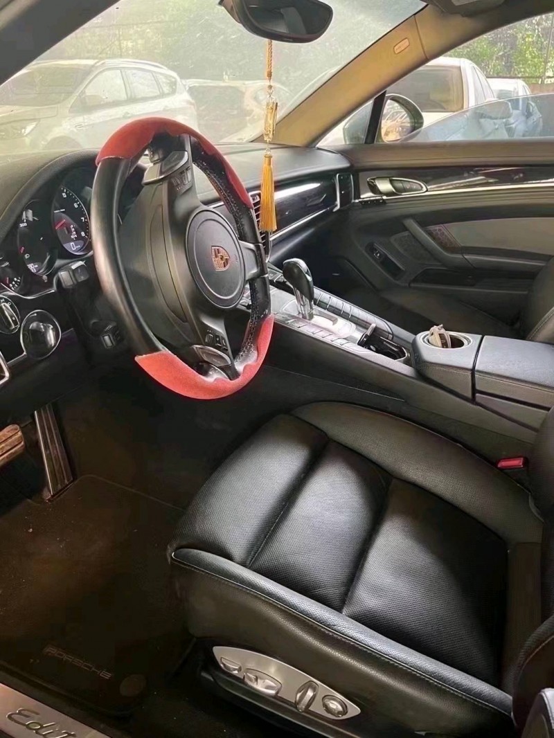 湖州16年保時捷帕拉梅拉8