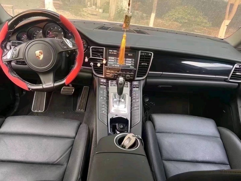 湖州16年保時捷帕拉梅拉9