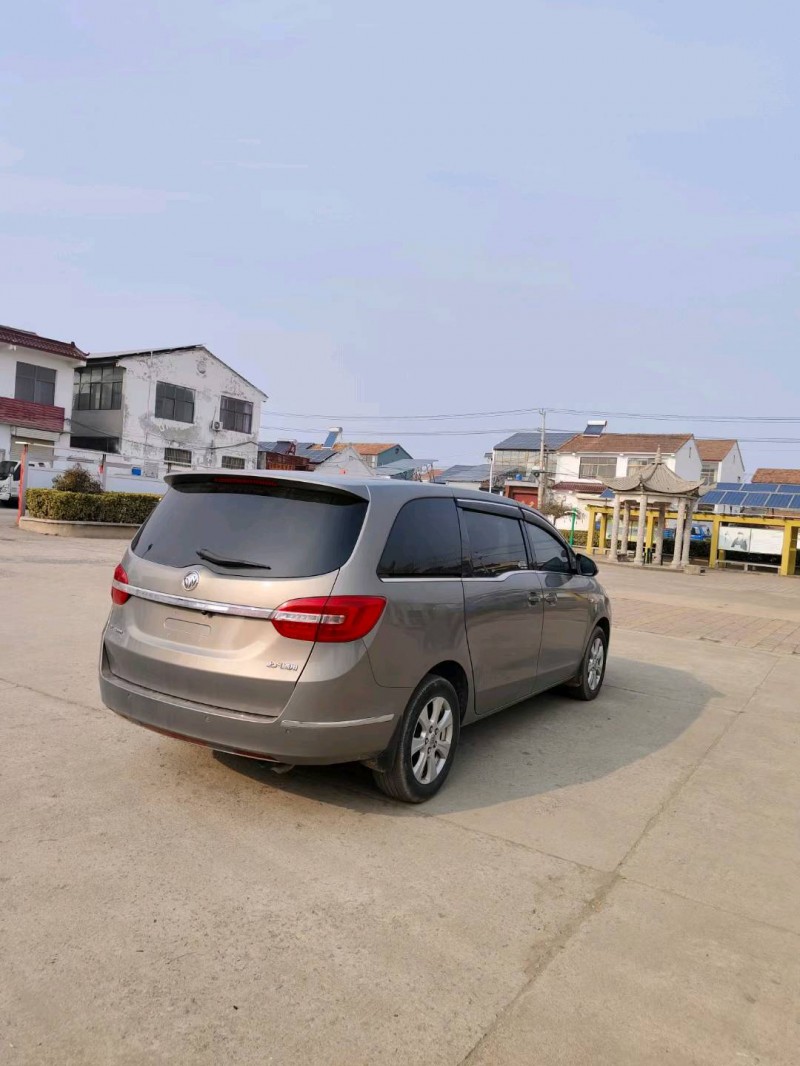 徐州20年别克GL85