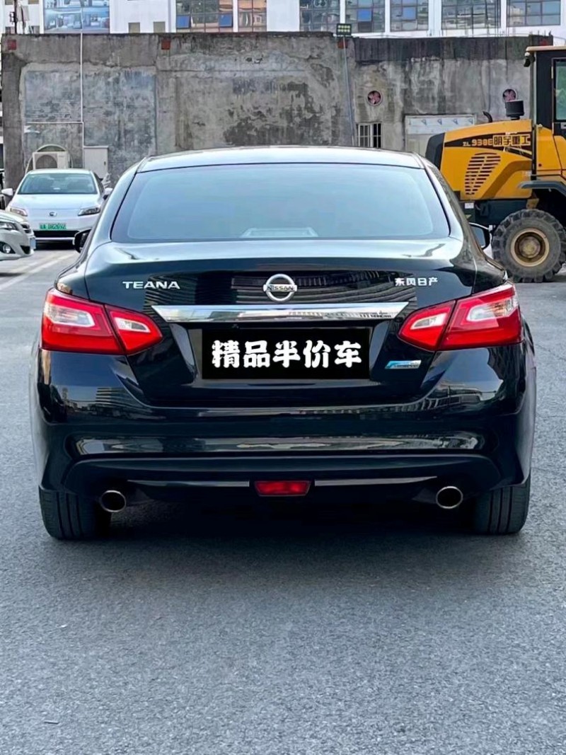 广州17年日产天籁3