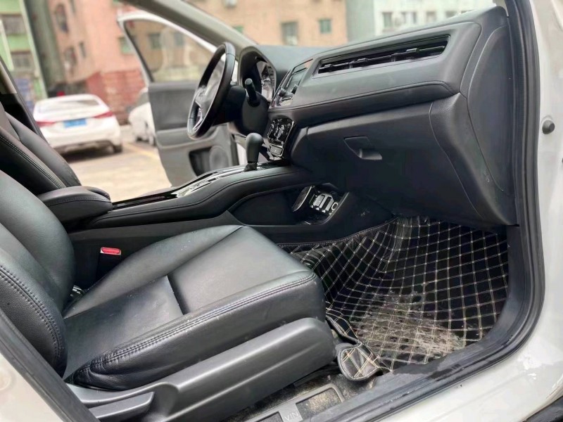 广州19年本田缤智9