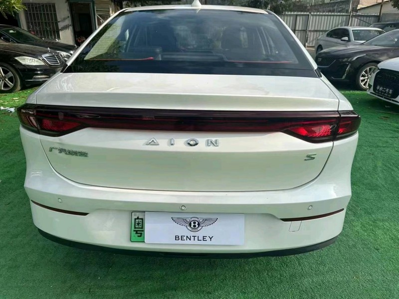广州23年传祺埃安S5304