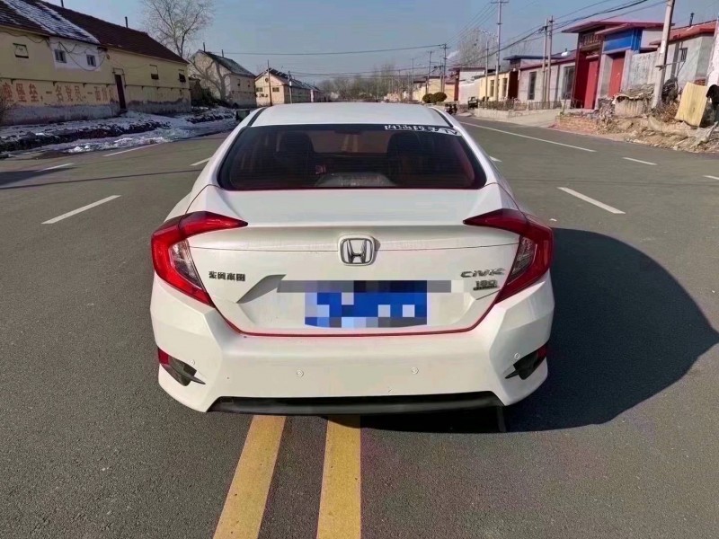 东营17年本田思域6