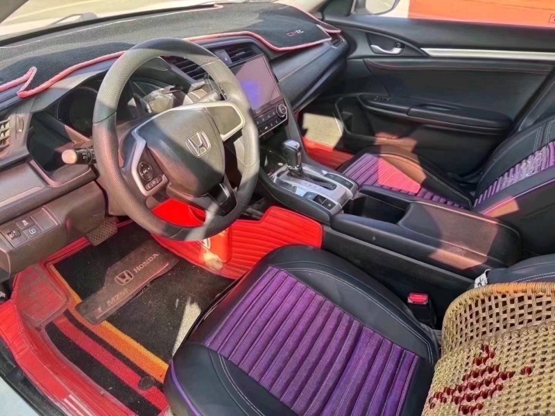 东营17年本田思域7