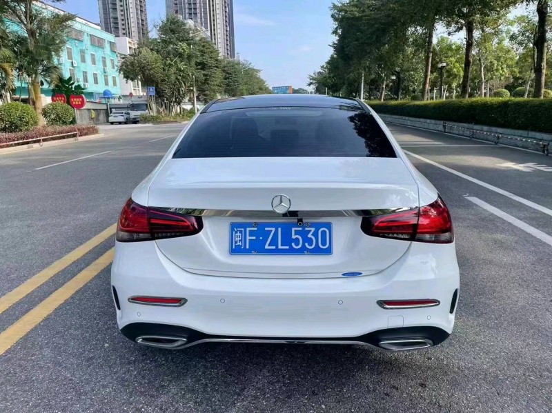 汕头19年奔驰A2