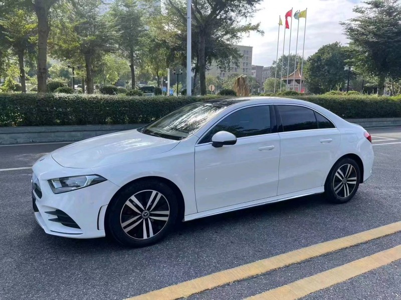 汕头19年奔驰A5