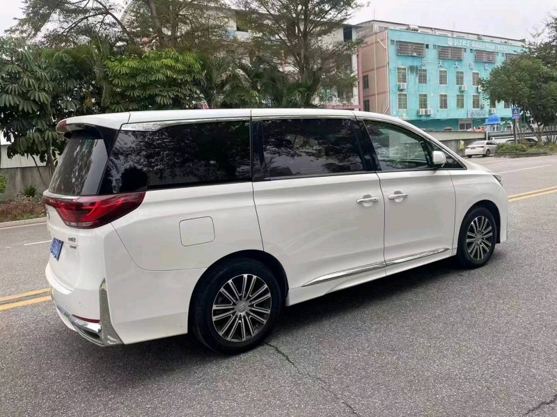 汕头20年传祺M89