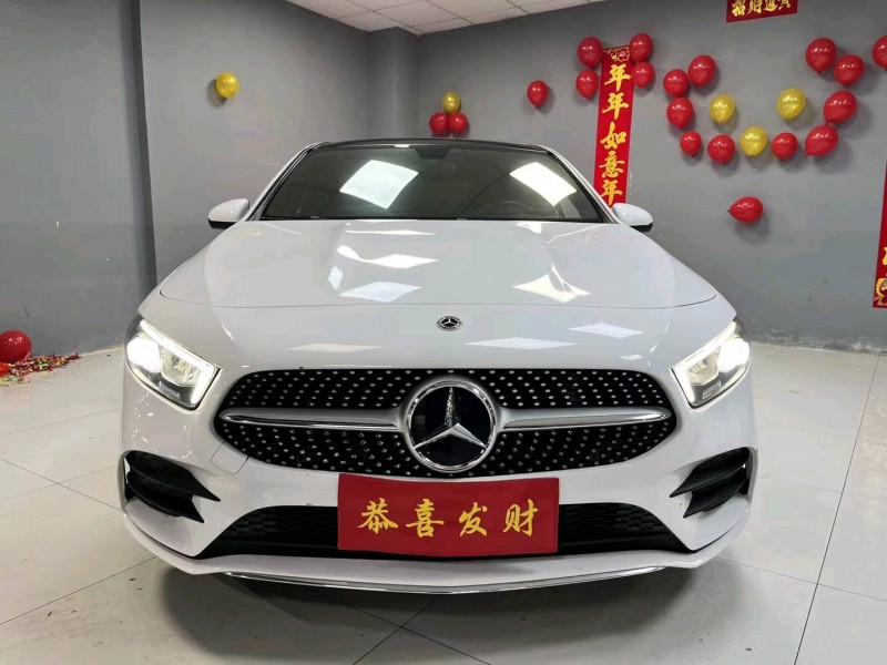 成都21年奔驰A1