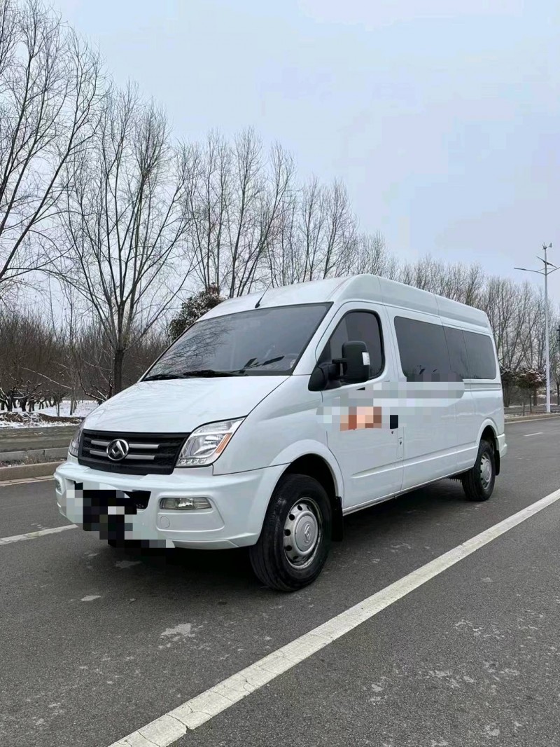 枣庄22年大通V802