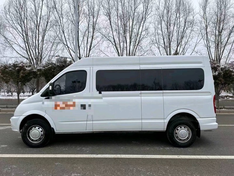 枣庄22年大通V803