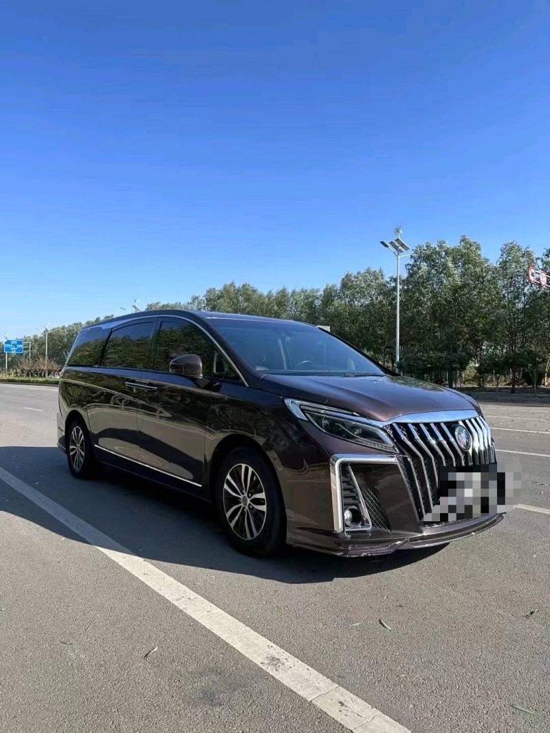 枣庄19年别克GL82