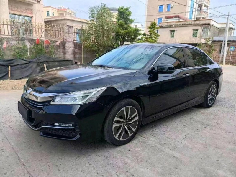 珠海18年本田雅阁5