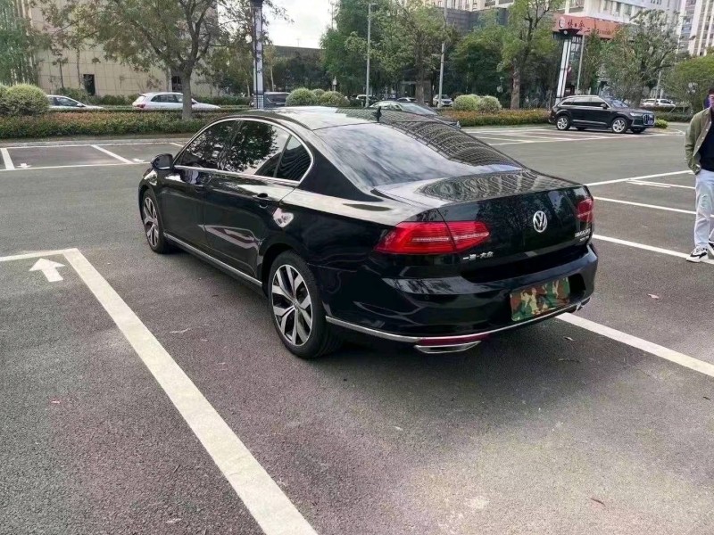 苏州17年大众迈腾7