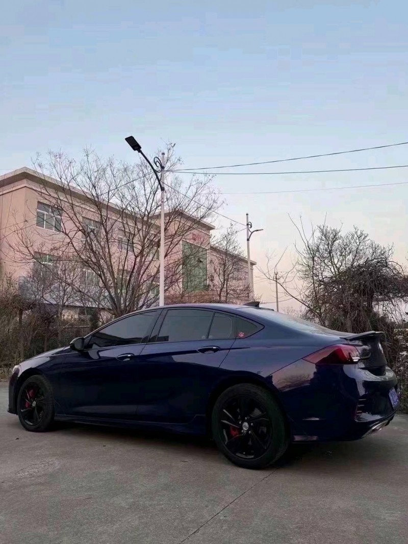 枣庄21年别克君威6