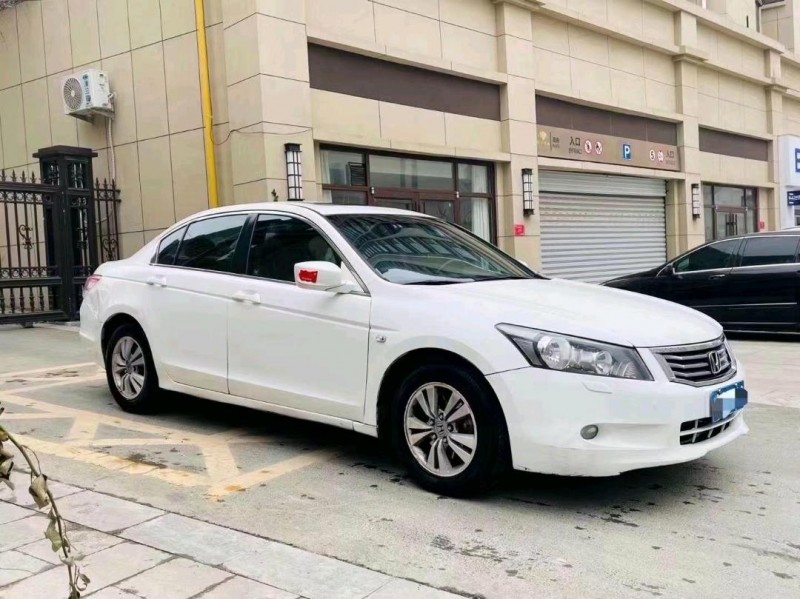东营10年本田雅阁2