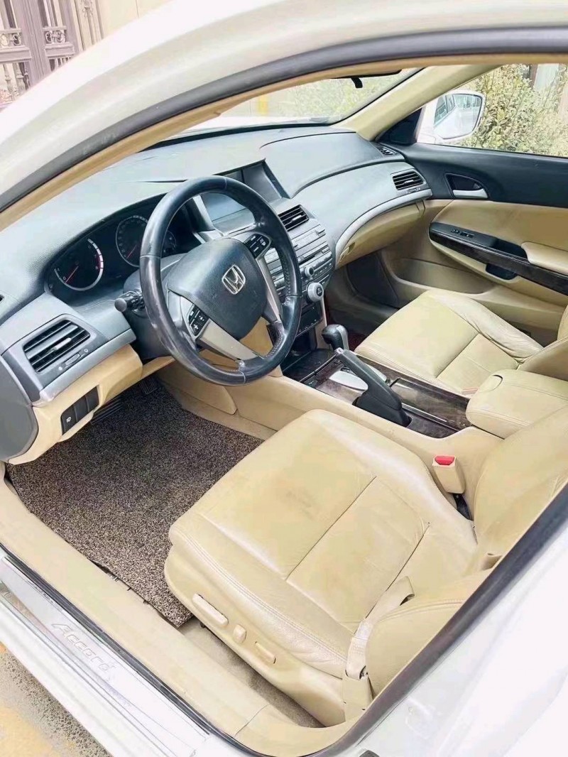 东营10年本田雅阁6