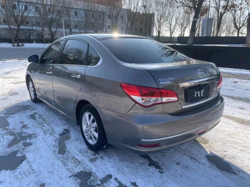 沈陽17年日產軒逸7