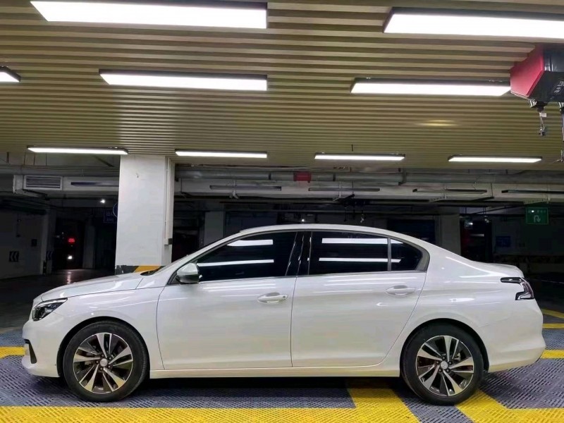 成都21年标致4082