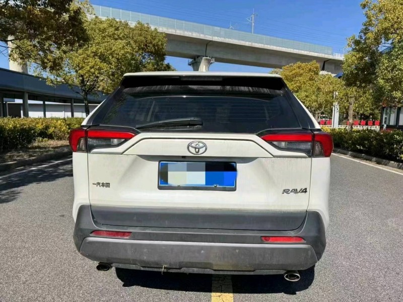 湖州19年豐田RAV4榮放4