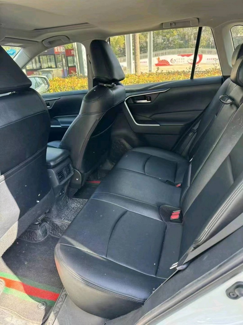 湖州19年豐田RAV4榮放6