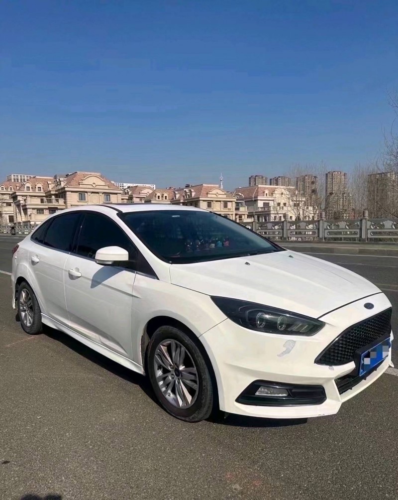 枣庄16年福特福克斯8