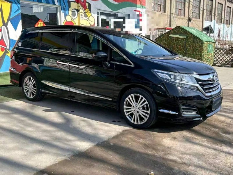 枣庄18年本田艾力绅2