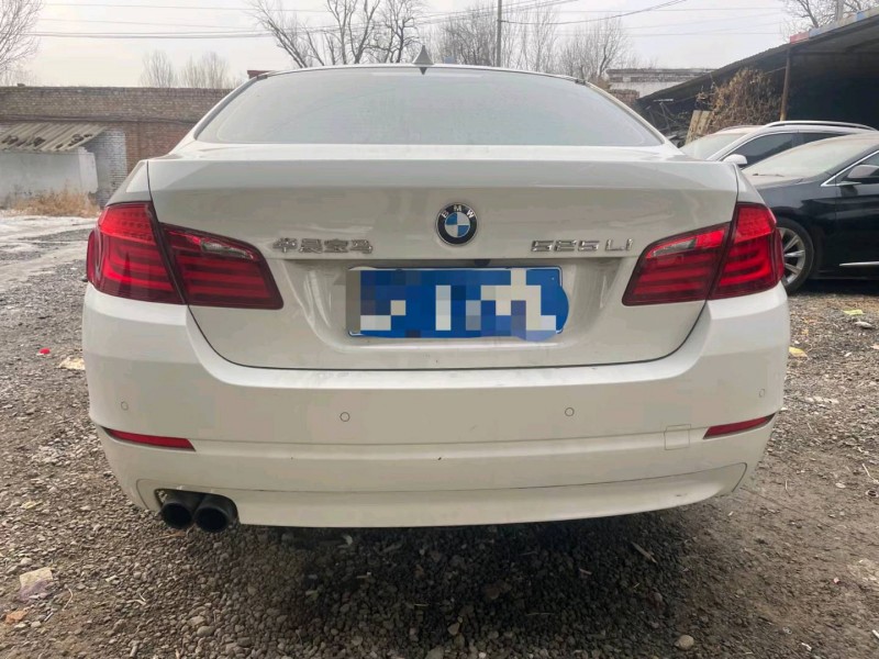 保定13年宝马5系9