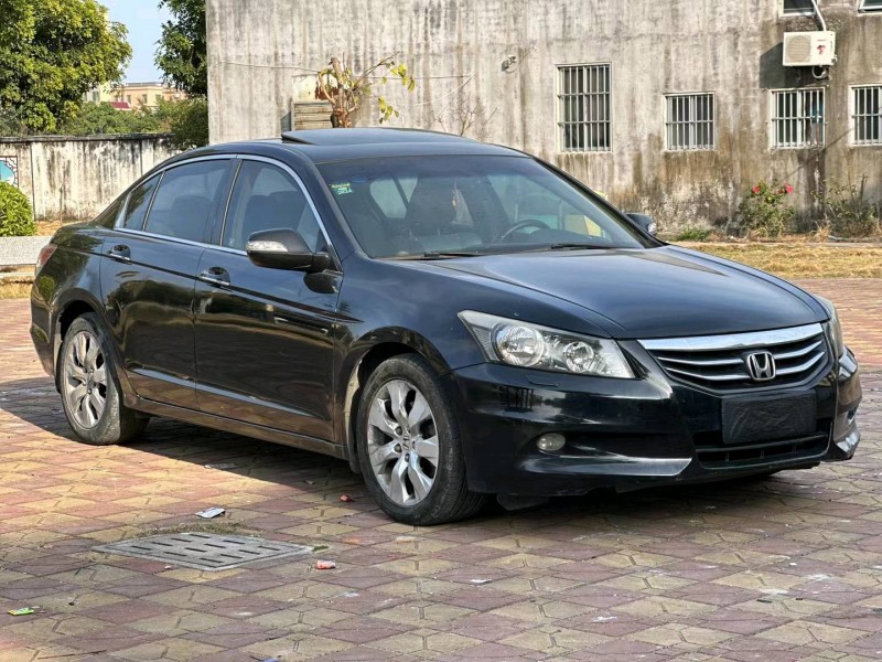 汕头11年本田雅阁2