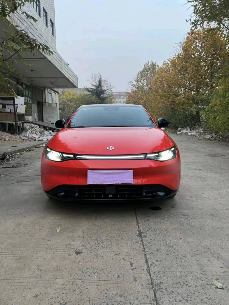 邢臺23年零跑汽車C011