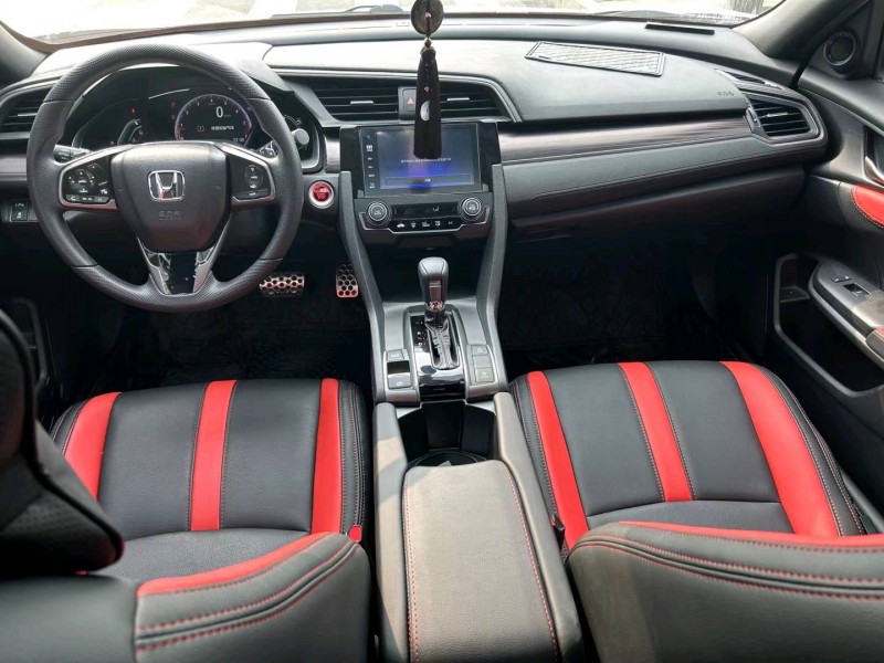 成都22年本田思域5