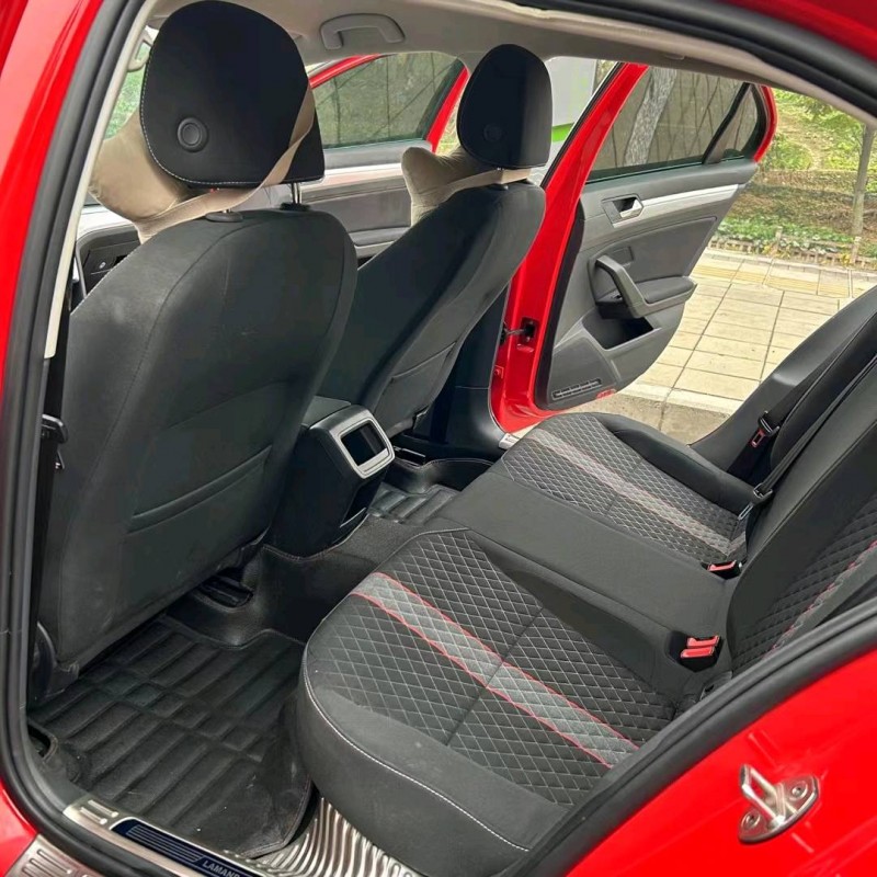 成都21年大众凌渡6