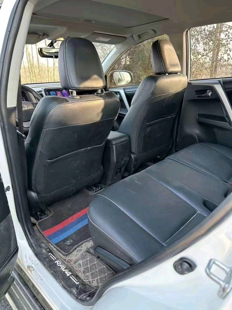 晉城19年豐田RAV4榮放8